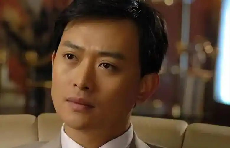 拥有铜铃大眼的10位男星个个都是金刚眼像开了大眼特效