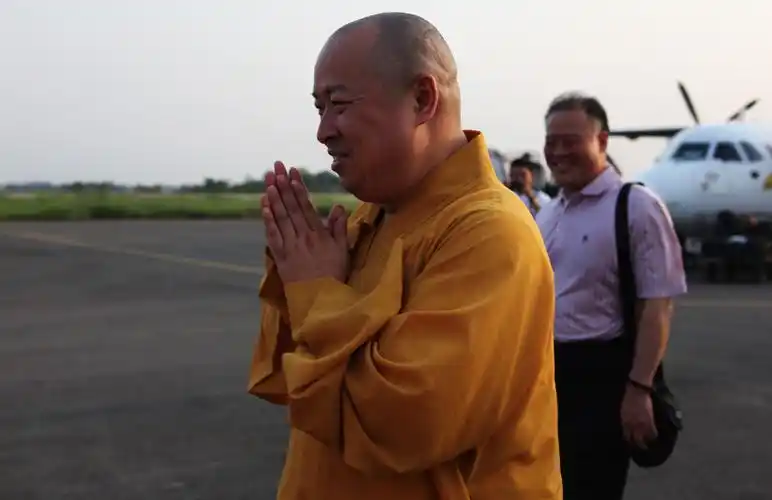 【高清图集】深圳弘法寺尼泊尔朝圣团抵达中华寺 印顺大和尚开示