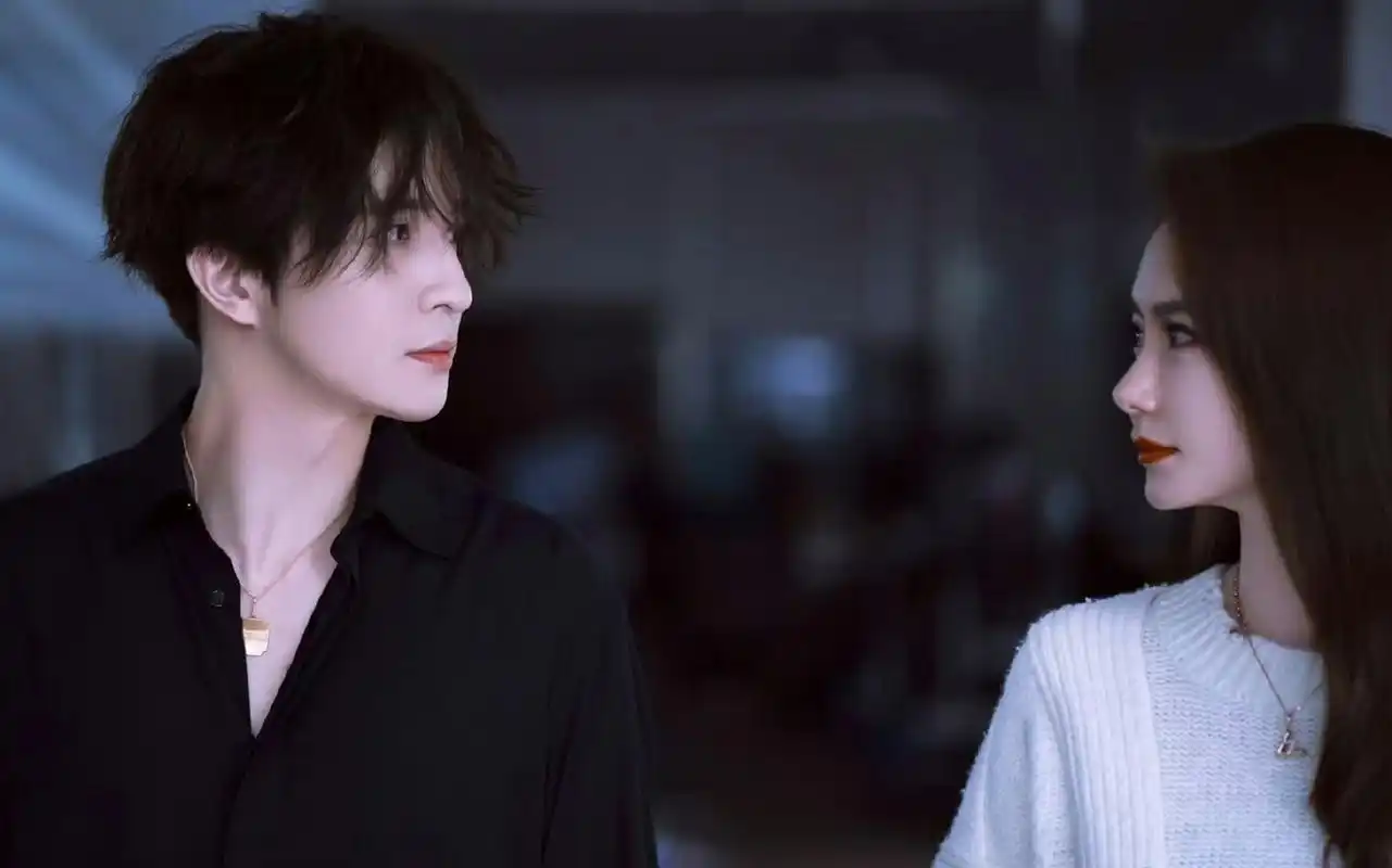 天外来物 薛之谦 ×戚薇 一个mv能美到什么地步 676767[嘻嘻]