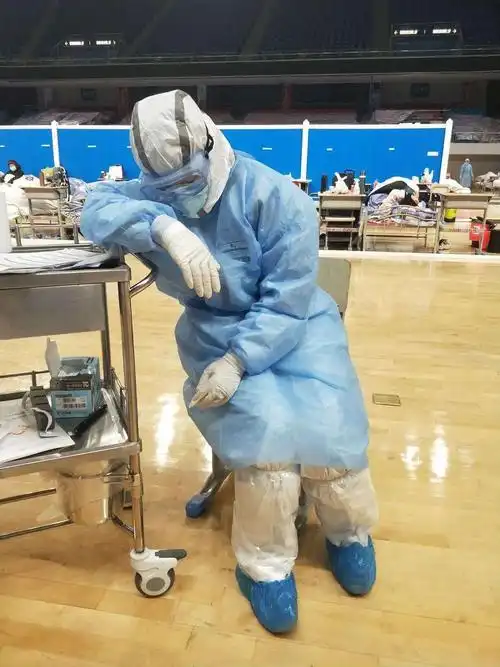 抗击疫情之感动瞬间