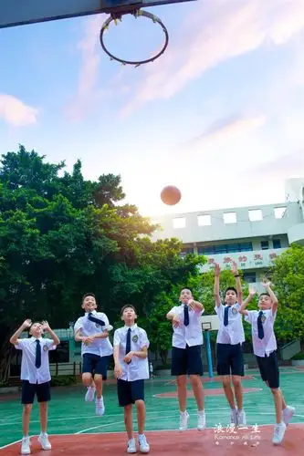 中山市实验小学六(4)班花样毕业照