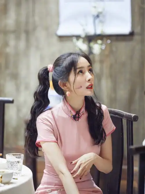 杨幂  #杨幂穿搭  #杨幂私服  #密室大逃脱  #杨幂造型  #综