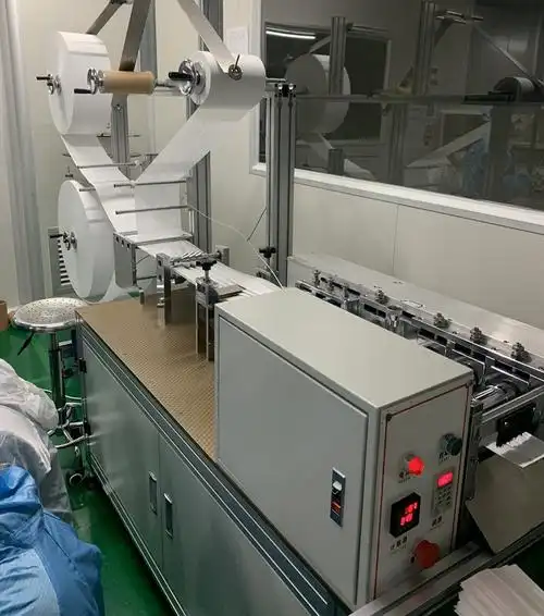 全自动高速一拖一口罩机