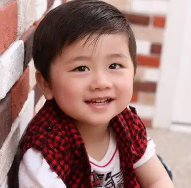 男宝宝发型设计 小男宝宝短发的发型图片