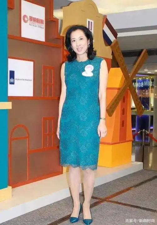 朱玲玲凭什么二嫁豪门?看到穿着一袭绿裙的她你就明白了