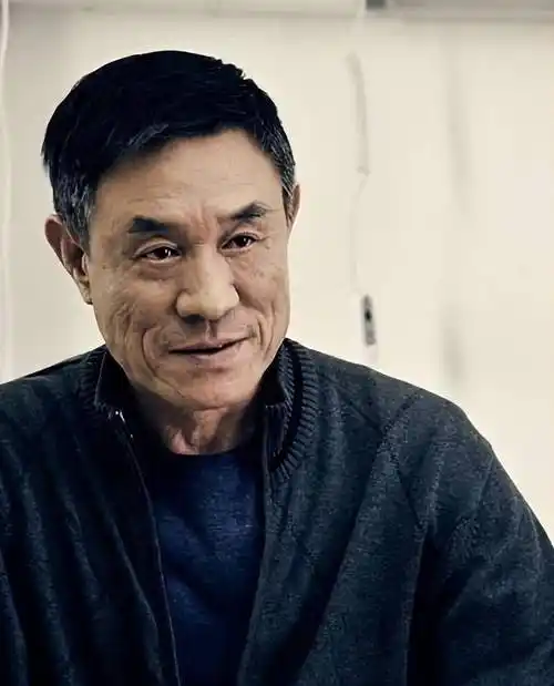 杜志国:一婚失败,二婚不被祝福,三婚郑卫莉坚信他没有背叛婚姻_杜淳