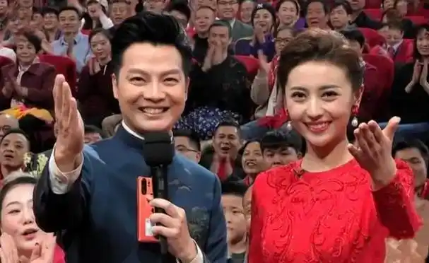 任鲁豫的个人资料简介("央视一哥"与老婆低调幸福13年) 第19张