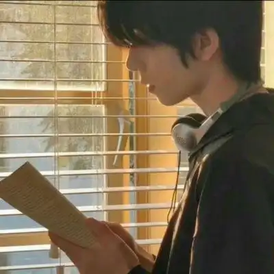 qq头像男生霸气超拽酷一个拽字贯穿人生