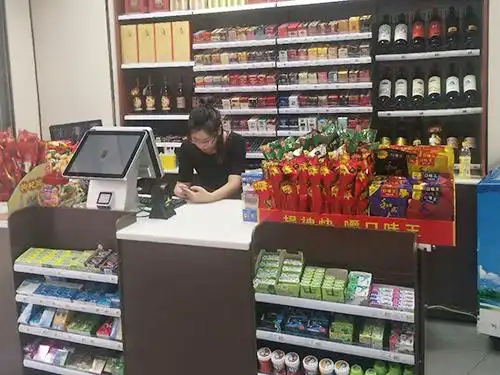 门店收银台-东莞市喜满慧佳便利店连锁管理有限公司