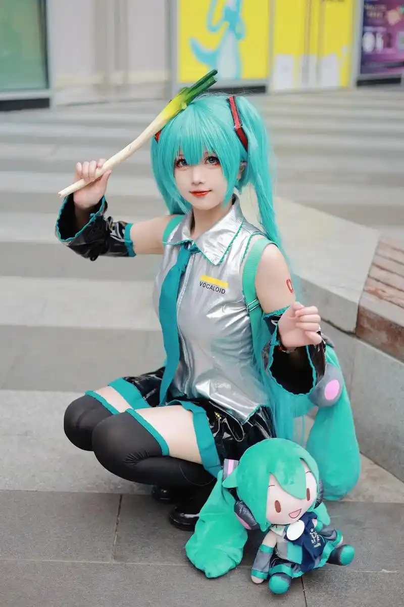 世界第一公主殿下#初音未来cos #cos #miku #场 - 抖音
