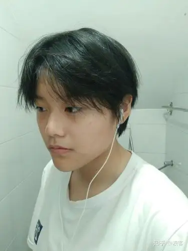 女生剪什么样的男生发型会比较帅? - 知乎