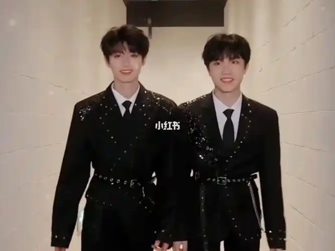 苏朱  #朱志鑫  #苏新皓 #tf家族三代两小孩一起为梦想奋斗吧!