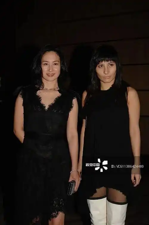 平均分了,她比其他姐姐弟弟少一点|赌王|演员|何超琼|陈子聪|蓝琼缨