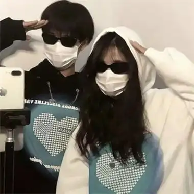 2022最新搞怪奇葩的好玩情侣头像 超个性罕见的沙雕真人微信情头_情侣