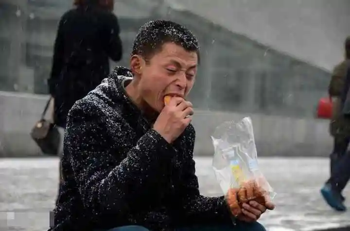 你们见过的最心酸的照片是哪一张?