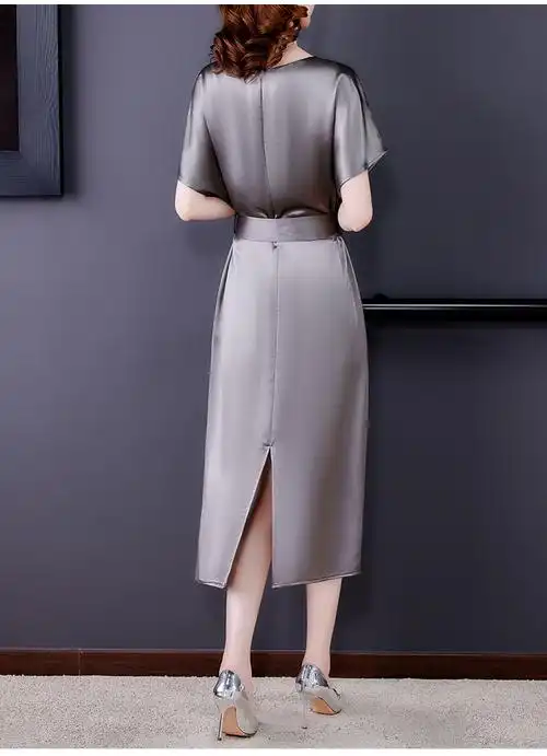 轻熟风简约轻奢连衣裙夏季新款女装冷淡风优雅设计感气质减龄长裙