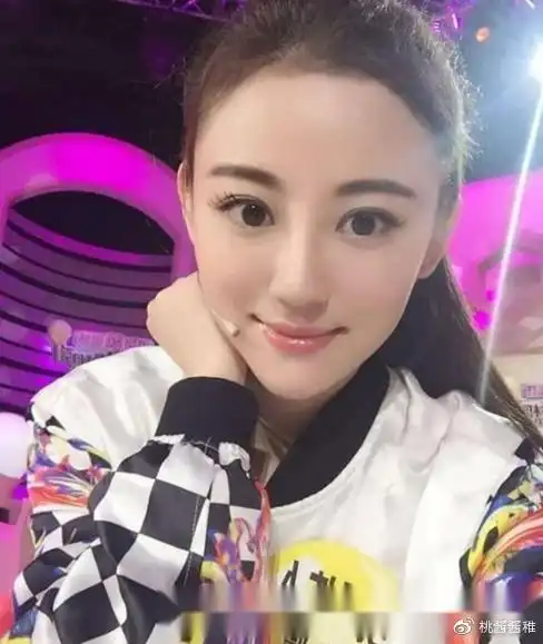 26岁女演员徐婷