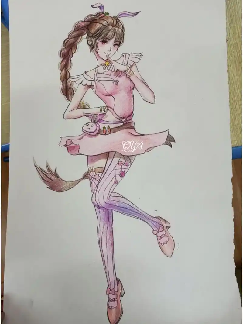 画一个小舞 由于孩子们都很喜欢小舞,我就画了一张给大家参考