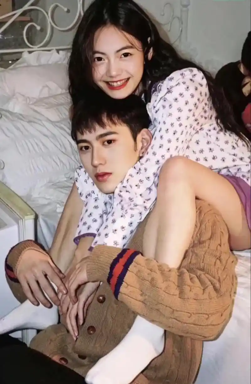 蔡徐坤 #情侣写真 #婚礼倒计时 #我们俩 #ikun 是 - 抖音