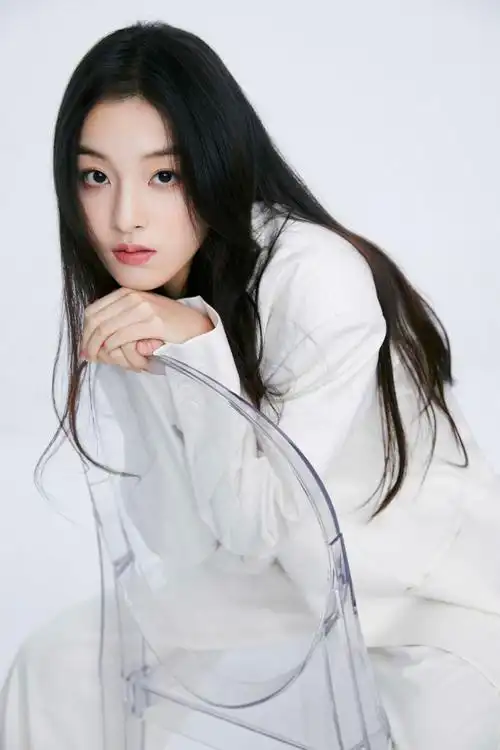 中国艺人访谈录中国演员顾语涵希望挑战反派角色让观众刮目相看