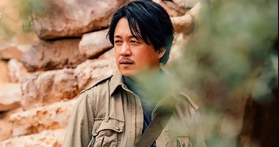 激吻事件十年后,才明白董洁为何喜欢上他_潘粤明_事业_视频