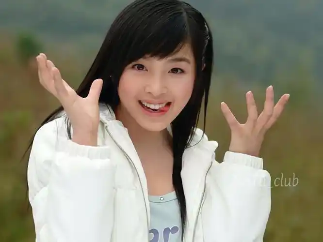 初代超女张含韵##第一届超女已经20年了