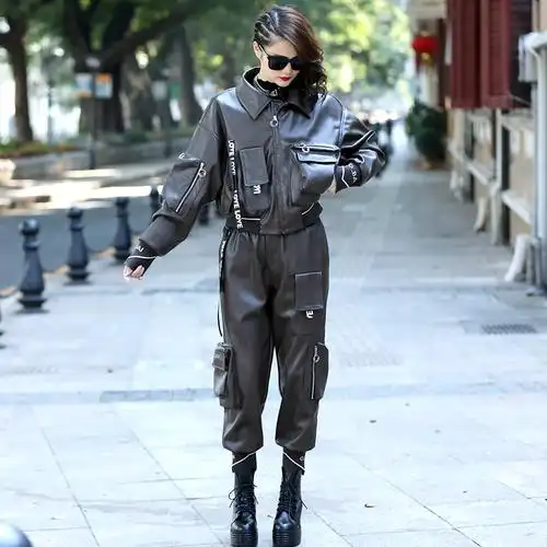 欧洲站2020冬季女装新宽松显蛋白皮衣皮裤哈伦时尚套装