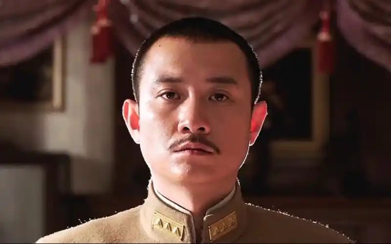 文章演的少帅确实不错