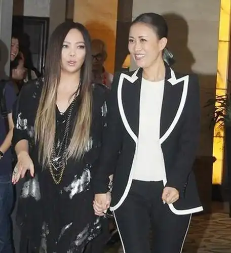 图张惠春和张惠妹关系好吗传张惠春被好声音牺牲