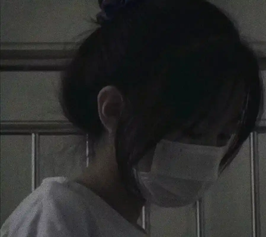 伤感微丧女生头像