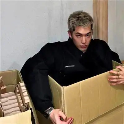 个性潮酷的酷拽潮流男头图片 很酷很时尚的个性男生微信头像_男生头像