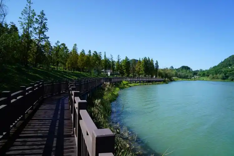 月亮湖贵州贵安新区