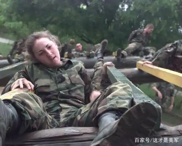 美国空军新兵训练到底训些啥?
