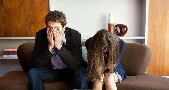 赵秦带王琳见了自己的父母,他们非常不端,对她照顾有加.