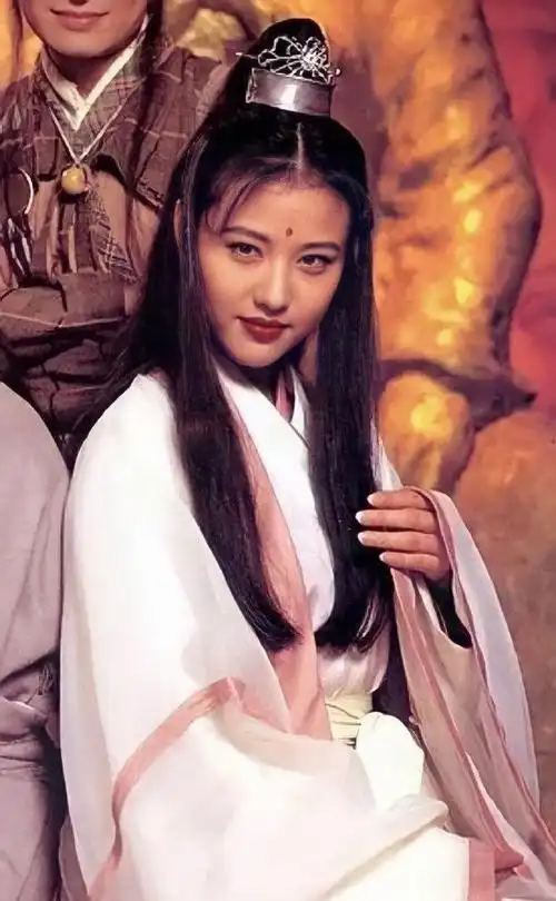 57岁周海媚因病离世,众星发文悼念,何家劲悲痛,吕良伟不舍|周芷若