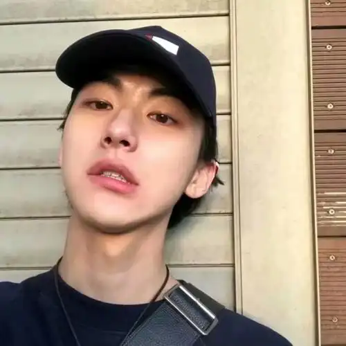 洛白高冷男头超酷大头照成熟超帅