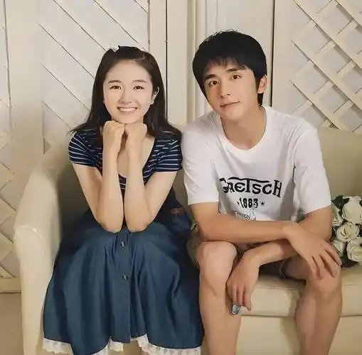 临江仙开机白鹿曾舜晞默契值得期待张新成李兰迪恋爱