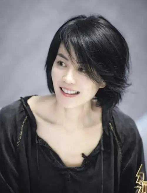 说王菲高冷真的是误会她了!天后私底下是个爱讲笑话的段子手