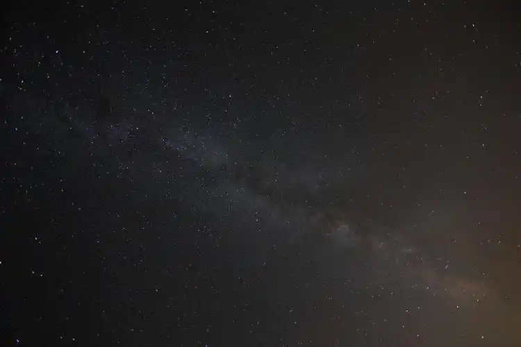 黑色艺术简约宇宙行星夜晚大气层空气旅游背景图片