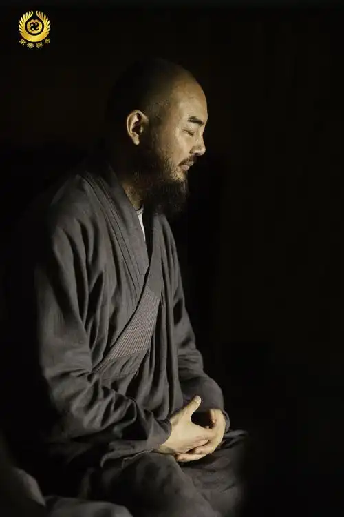 东华禅寺方丈 ┃ 万行大和尚    谁感受过人生的孤独?