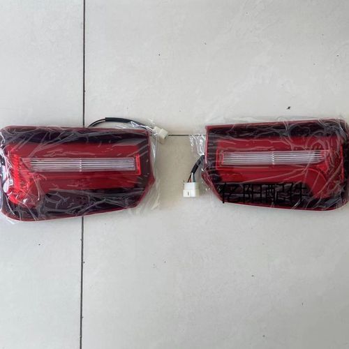 电动四轮车海棠尾灯总成龙启金博丽颖盛奥山东电动四轮车原车配件