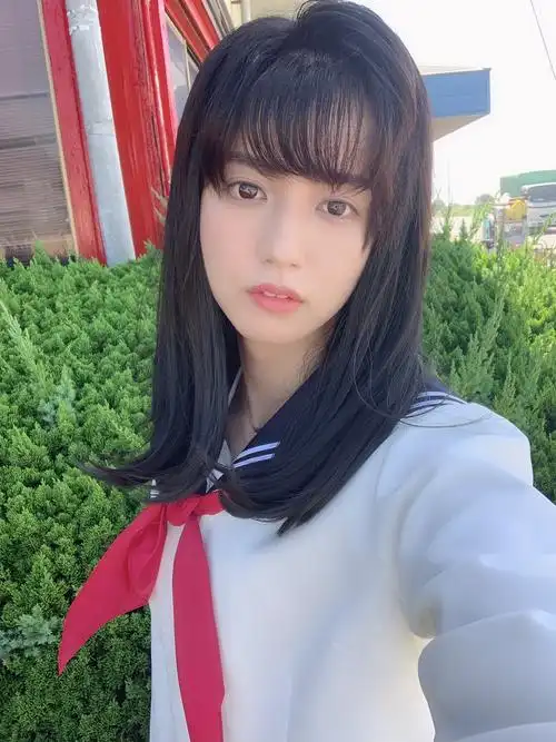 优太朗:因长得实在太可爱走红的"女装大佬"美少年