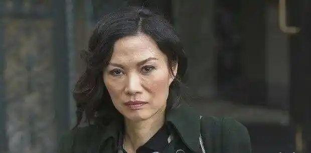 眼神外露的四白眼长相这几位女明星的眼睛好吓人哦