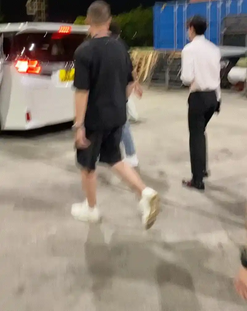 王一博真的被岩岩保护得很好啊 #王一博