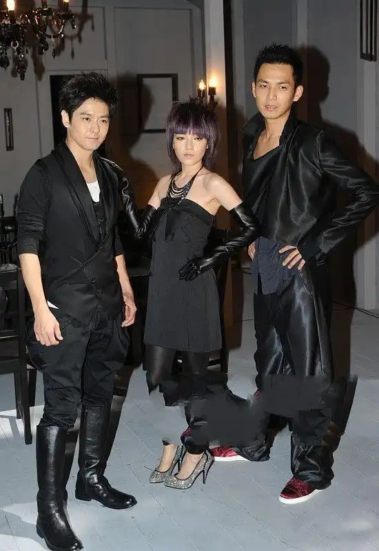 钟汉良,林志颖,范晓萱"三小"罕见同框