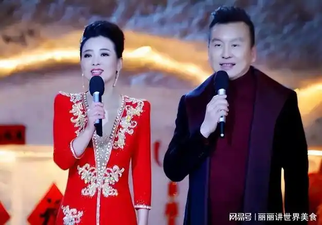 央视著名主持人张泽群55岁老来得子乐开花妻子身份至今成谜