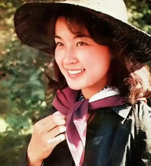 事实证明,年轻时候的刘晓庆,足以秒杀现在的美女