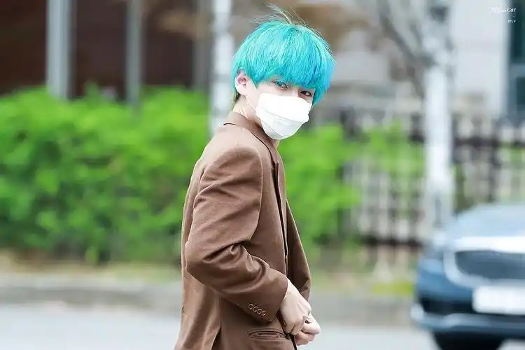 想科普一下弹6金泰亨的体质