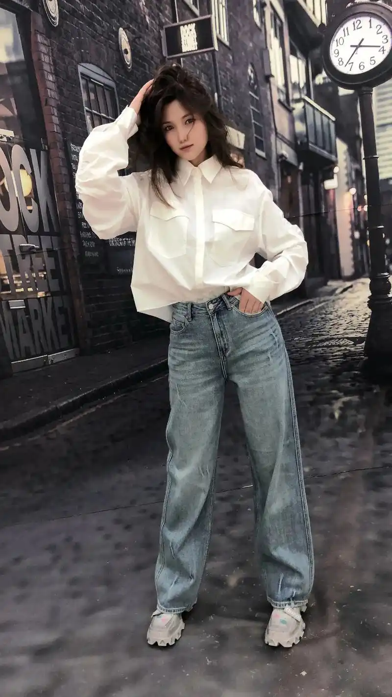 白色衬衫搭配牛仔裤.#图文伙伴计划 "引路靠贵人,走路靠自己 - 抖音