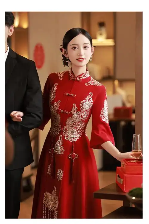 敬酒服新娘酒红色2022秀禾服改良旗袍订婚端庄秋冬小个子礼服酒红中长